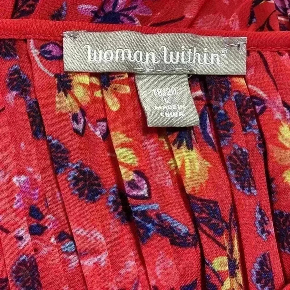 Woman Within Women L 18 20 Pleated Floral Blouse Top Red Multicolor LS Studs - Picture 6 of 8